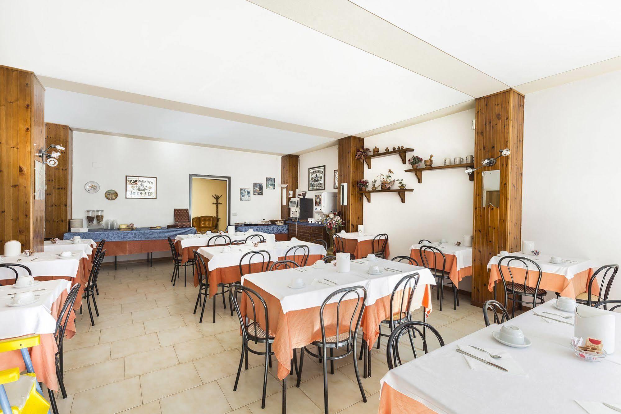Hotel Darsena 3*